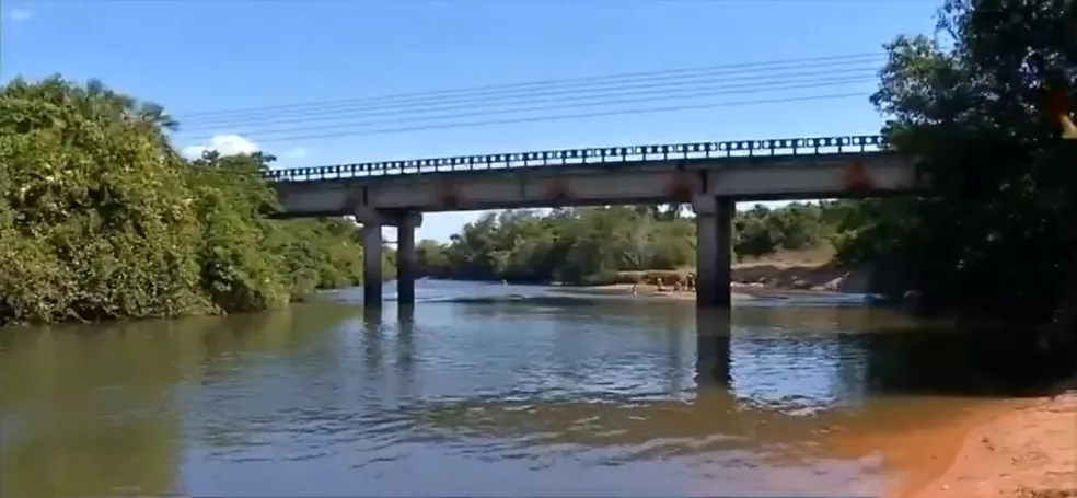 Ponte do Rio Sepotuba, em Tangará da Serra — Foto: TV Centro América