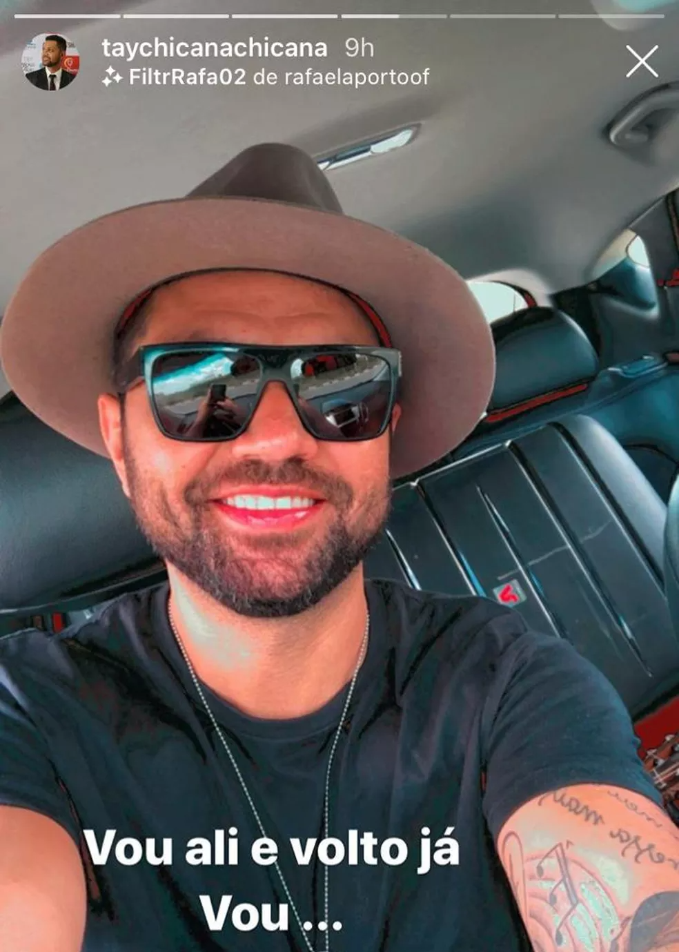 Cantor Tay, da banda Chicana, postou fotos momentos antes de morrer em acidente de carro na Bahia — Foto: Reprodução/ Redes Sociais