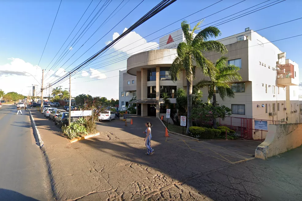 Fachada do Hospital São Francisco, em Ceilândia no DF — Foto: Google/Reprodução