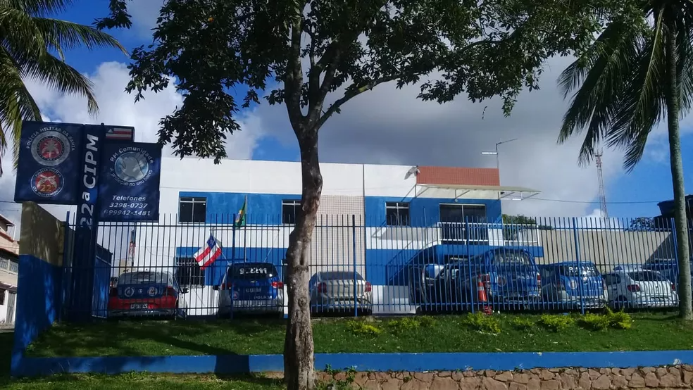 O homem foi preso e está na 22ª Delegacia de Simões Filho — Foto: Cid Vaz / TV Bahia