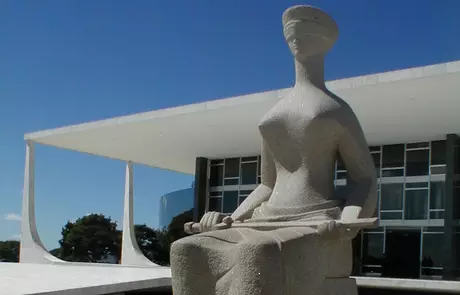 STJ confirma liberdade a presos que dependiam de fiança STJ confirma liberdade a presos que dependiam de fiança