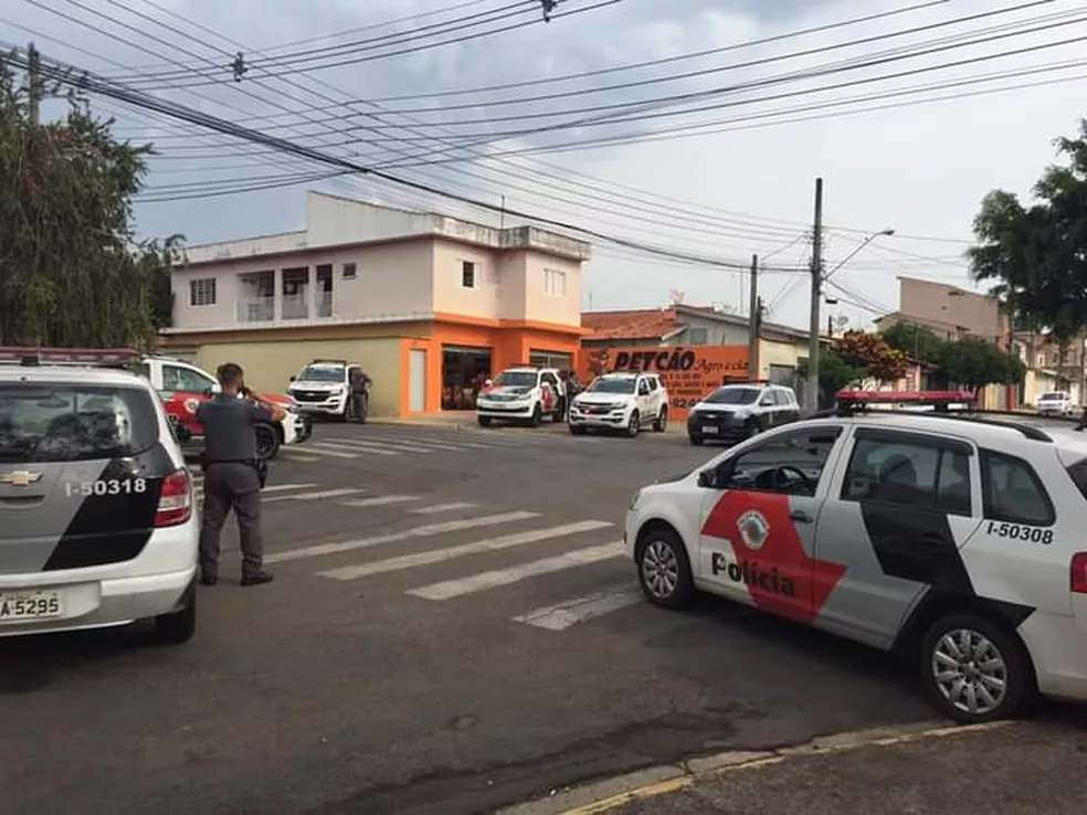 Policiais foram mobilizados para o caso em Salto — Foto: Arquivo pessoal