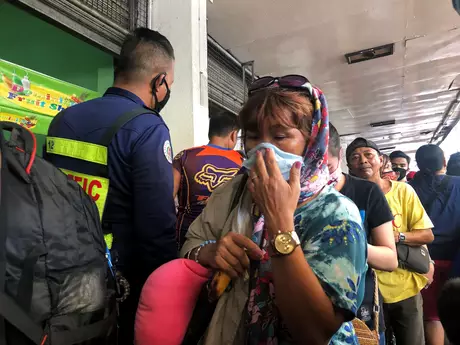 Terminal de ônibus de Cubao, cidade de Quezon, Filipinas 13/3/2020 REUTERS/Adrian Portugal Terminal de ônibus de Cubao, cidade de Quezon, Filipinas 13/3/2020 REUTERS/Adrian Portugal