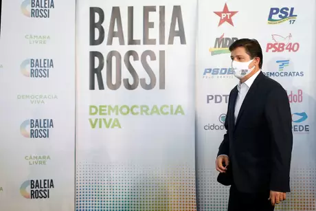 Após atritos com Maia, líder da bancada ruralista declara apoio a Baleia Rossi Após atritos com Maia, líder da bancada ruralista declara apoio a Baleia Rossi