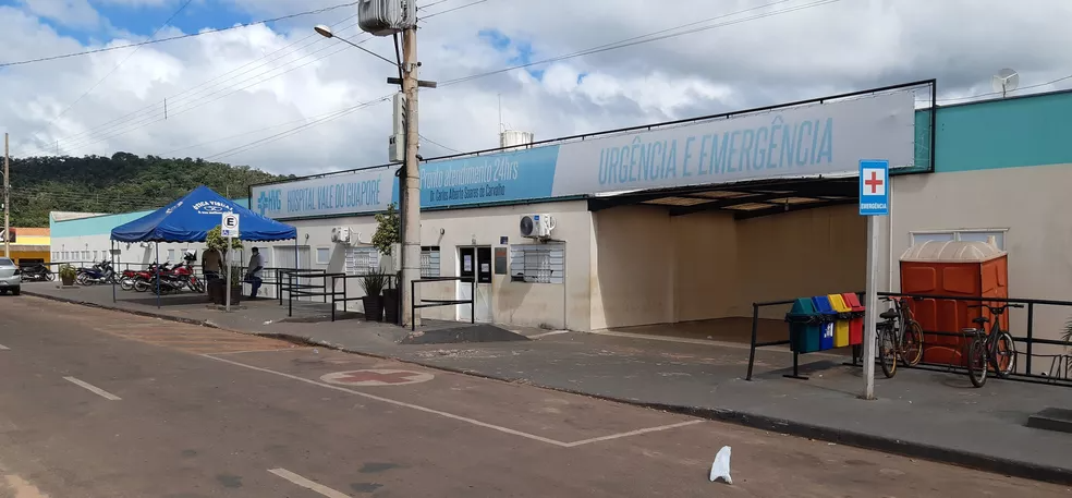 Hospital municipal Vale do Guaporé, em Pontes e Lacerda — Foto: Vip Cidade