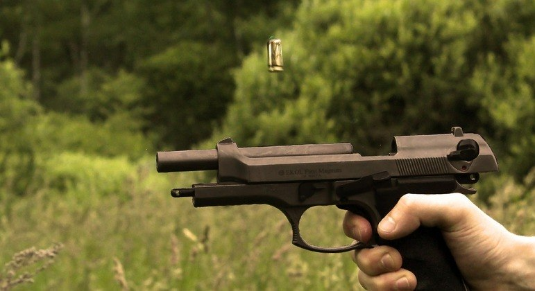 Decreto de presidente da República facilita compra de armas para diversos públicos
