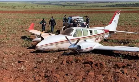 Avião fez pouso em fazenda no MS Avião fez pouso em fazenda no MS