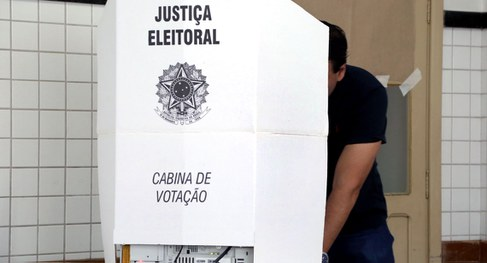 Os novos locais de votação foram criados para descongestionar lugares atualmente existentes que alcançaram o limite máximo de seções e melhorar a distribuição dos eleitores 