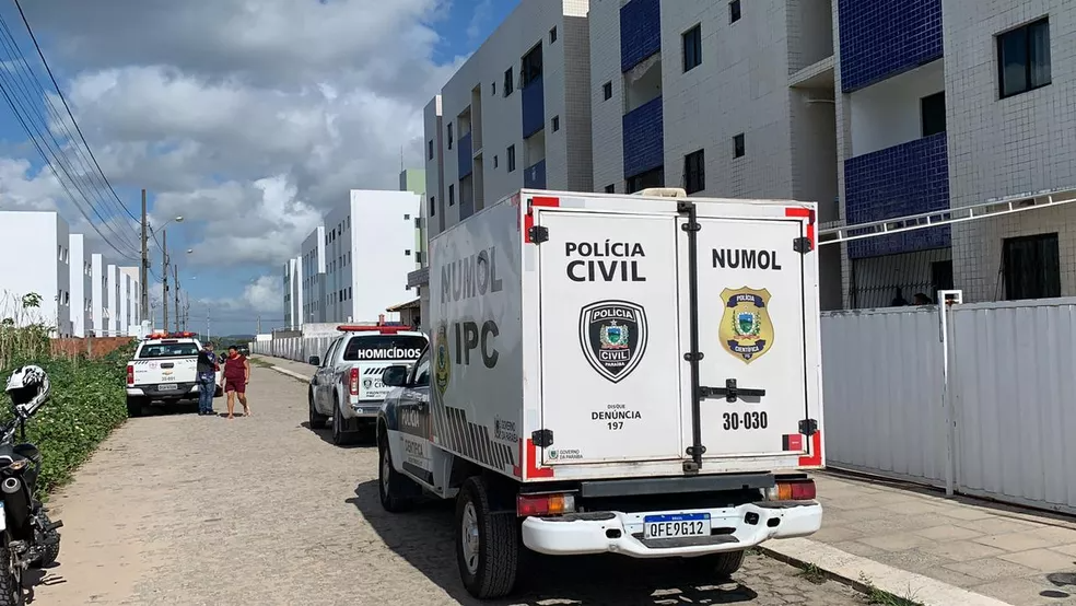 Mulher é suspeita de matar companheira e dopar mãe da vítima e uma criança de 7 anos, em João Pessoa — Foto: Walter Paparazzo/G1 PB