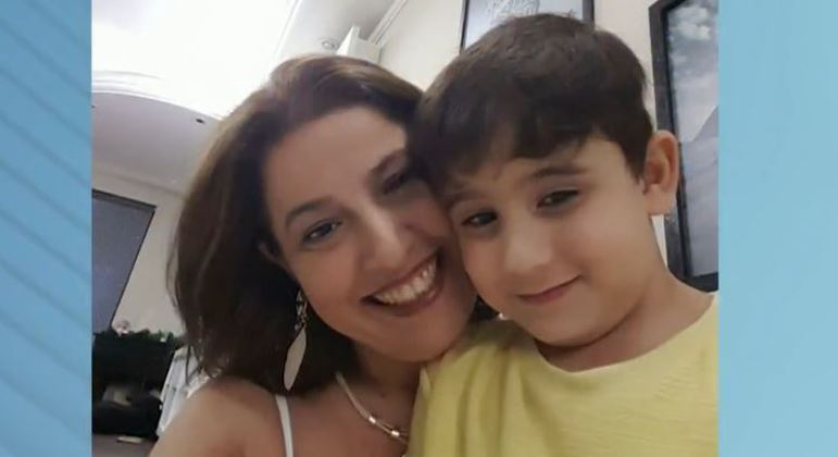 Mãe e filho morrem esfaqueados após briga de vizinhos na zona leste de SP