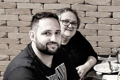 Douglas Sterzza e a mãe, Rita de Cássia