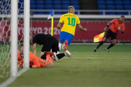 Richarlison fez três gols e foi o dono do jogo contra a Alemanha nesta quinta-feira Lucas Figueiredo/CBF Richarlison fez três gols e foi o dono do jogo contra a Alemanha nesta quinta-feira Lucas Figueiredo/CBF