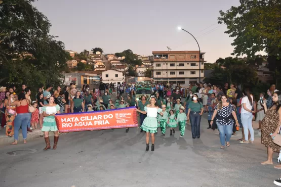 34º Arraia da Água Fria começa com desfile das escolas da rede municipal de ensino