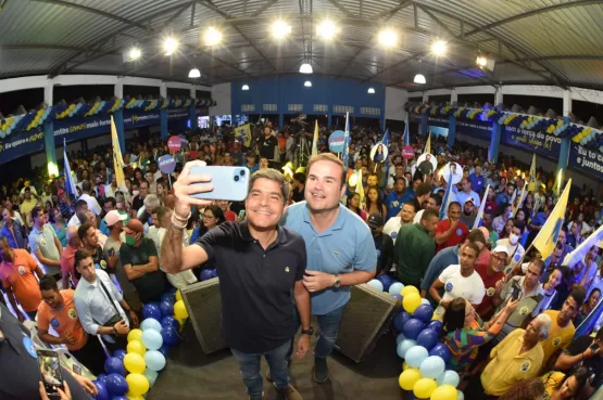 ACM Neto e Cacá Leão percorrem oito municípios do Extremo Sul nesta semana