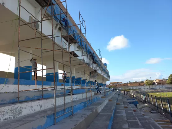 Prefeitura de Itamaraju realiza reforma do Estádio Juarez Barbosa