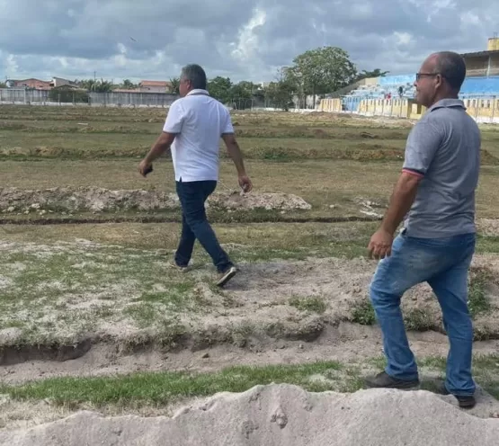 Prefeito Zico de Baiato realiza visitas para acompanhar andamento de obras no município Prefeito Zico de Baiato realiza visitas para acompanhar andamento de obras no município